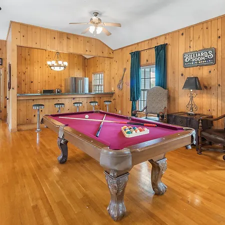 Beland Mansion-Treasured Mist Suite! Fort Smith Exterior photo